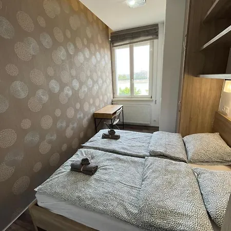 Apartman B38 *